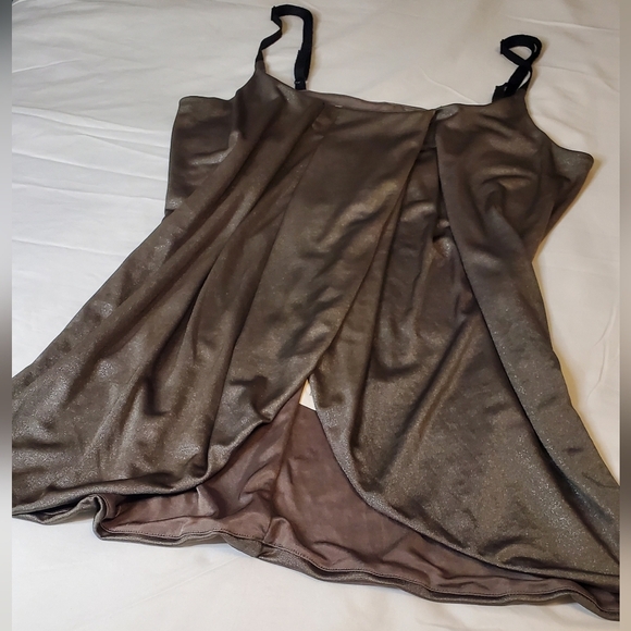Armani Exchange Metallic Tank Top w/straps Size:M - Picture 8 of 9